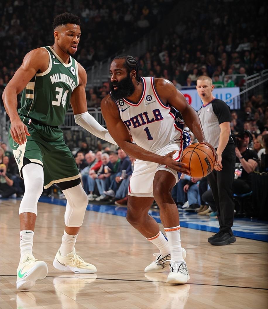 今夜体能课后,费城76人豪取连胜备战国王杯,质疑声仍在,医务组通报恢复 今夜体能课后,费城76人豪取连胜备战国王杯,质疑声仍在,医务组通报恢复