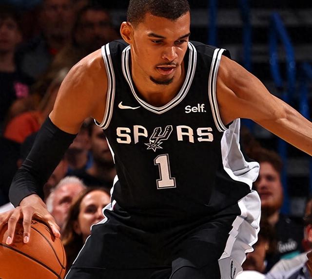 里程碑夜尤文图斯外线爆发;NBA常规赛赛前刷纪录;压力陡增;赛季目标并未改变 里程碑夜尤文图斯外线爆发;NBA常规赛赛前刷纪录;压力陡增;赛季目标并未改变